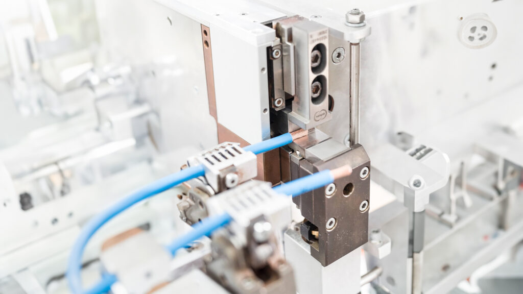Bild 3 | Die Module sind in die Komax-Maschinen der Reihen Alpha, Zeta und Omega integrierbar. Bild: Komax AG