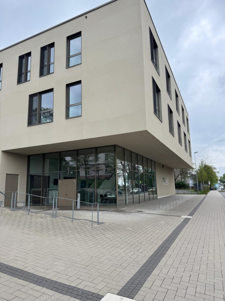 Der Neubau der Musikschule Lüdenscheid - mit Brandschutztechnik von Hertek. Bild: Jungkurth
