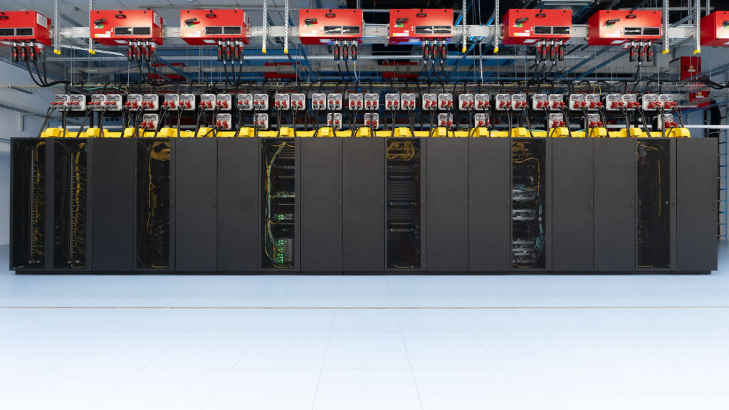 Der neue Supercomputer der Universität Paderborn. Bild: Universit�t Paderborn/Stefan Rohde