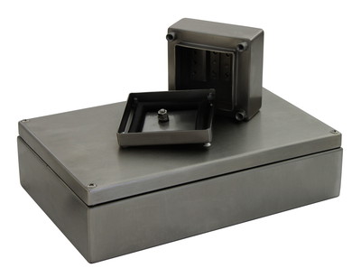 Edelstahl Schalt-/ Klemmenkasten in IP66 ind IP68