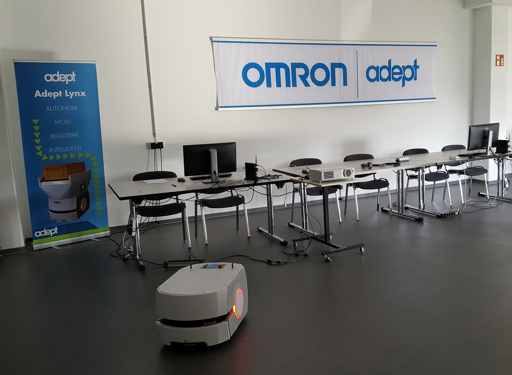 Omron Adept vergrößert Produktionskapazität