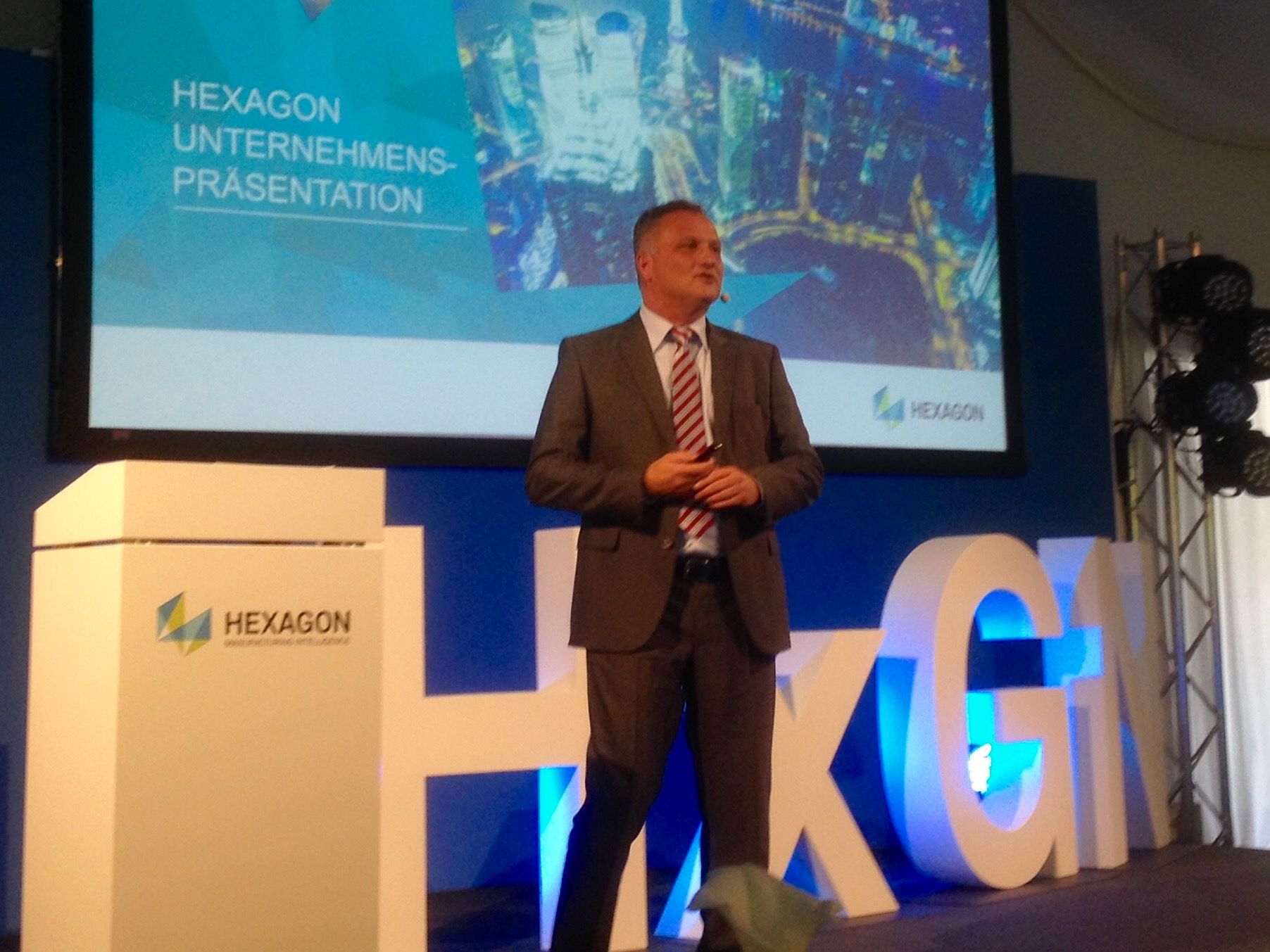Erfolgreiche KMM-Tagung von Hexagon