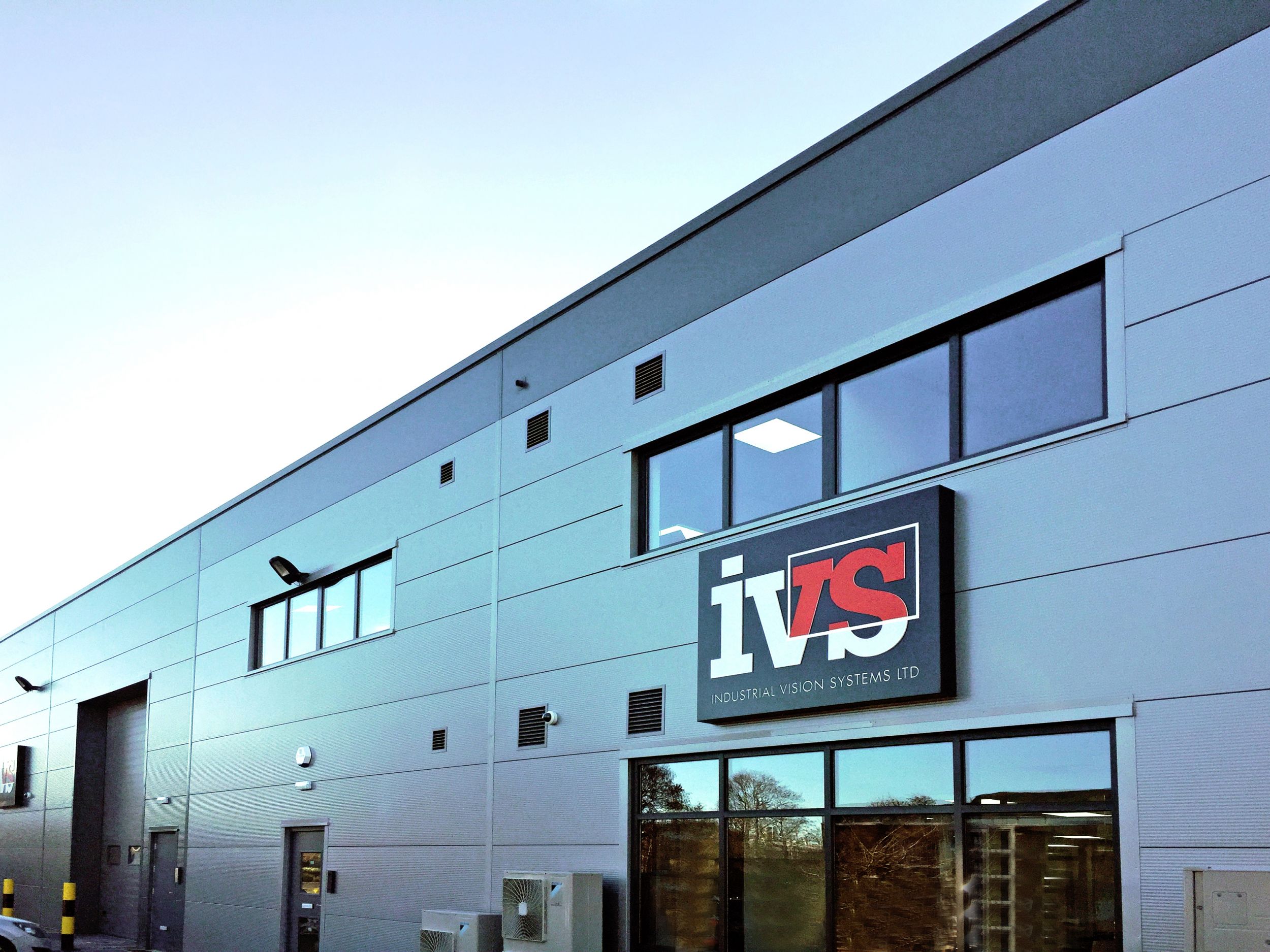 Industrial Vision Systems mit neuem Firmensitz