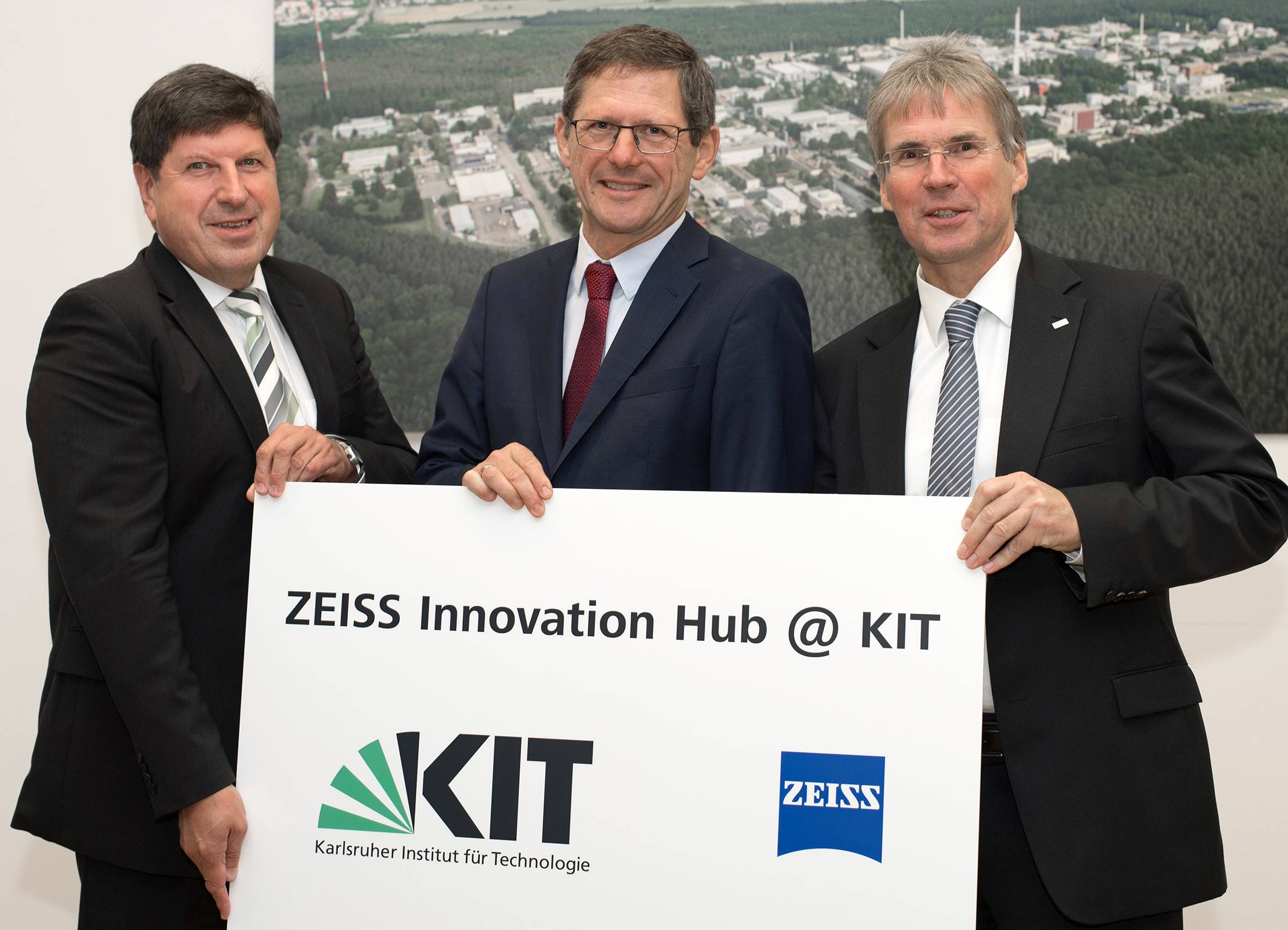 Zeiss investiert in Innovation Hub