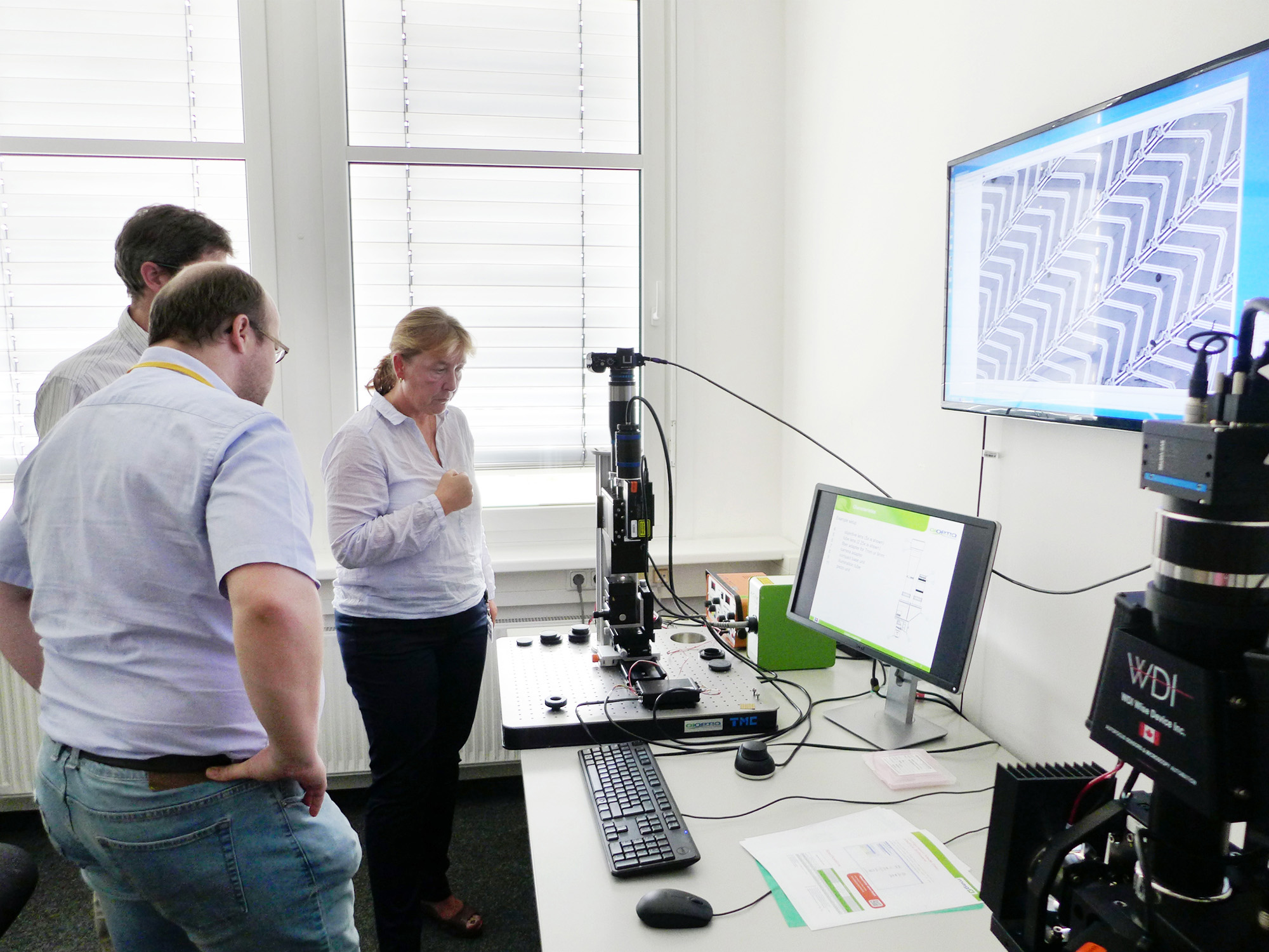 Qioptiq eröffnet Showroom für Inspektionstests