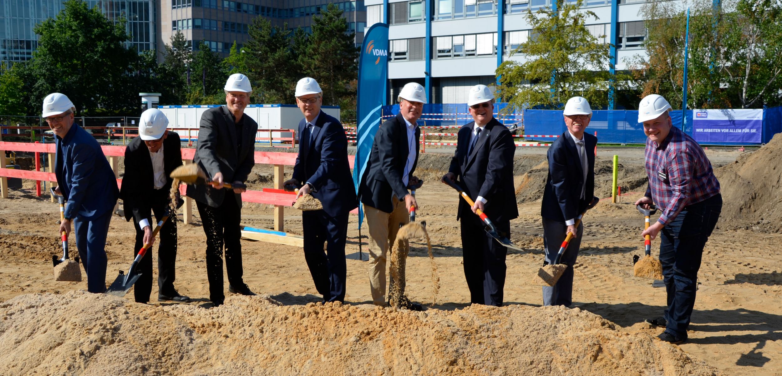 Spatenstich für VDMA-Neubau in Frankfurt
