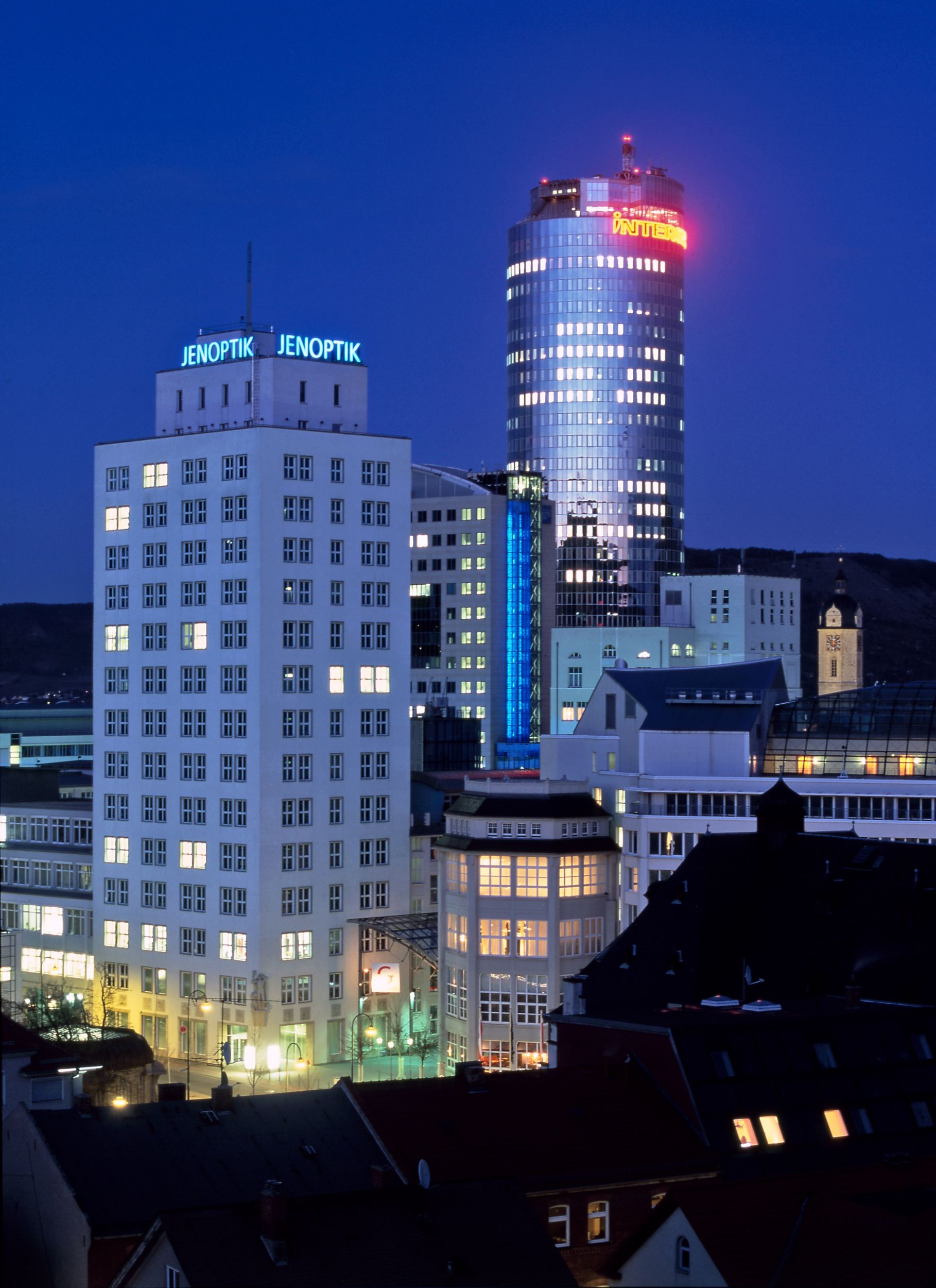 Jenoptik strafft Konzernstrukturen