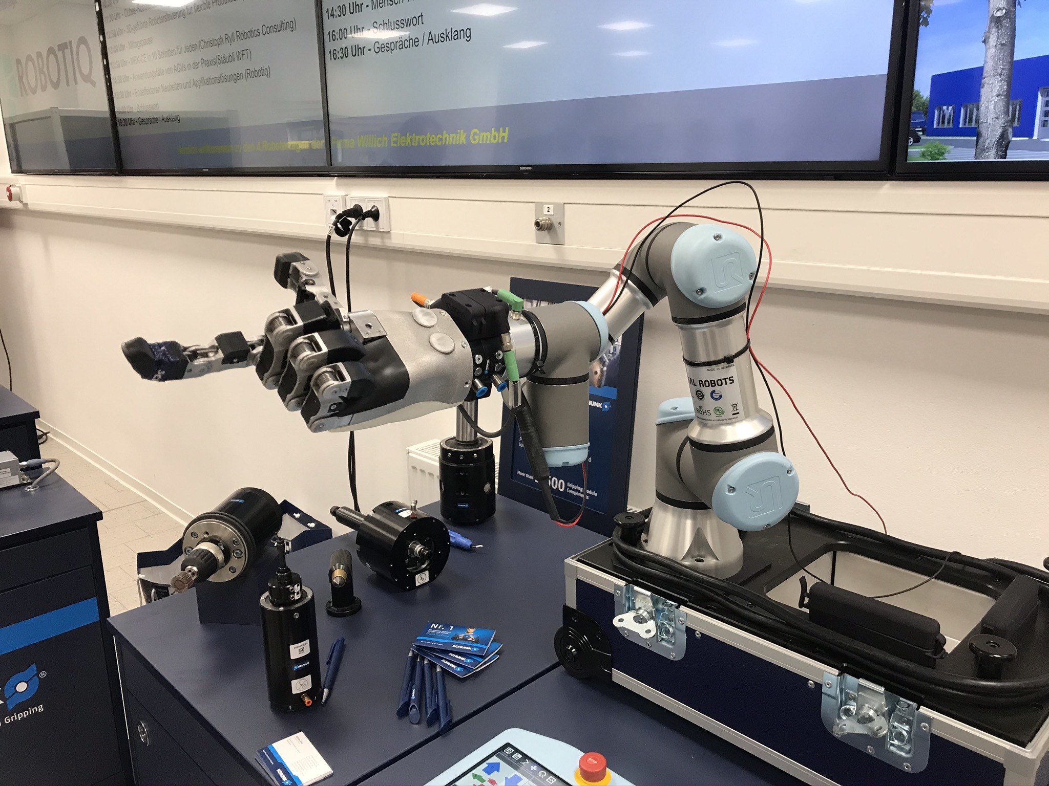 Erfolgreiche Robotertage bei Willich