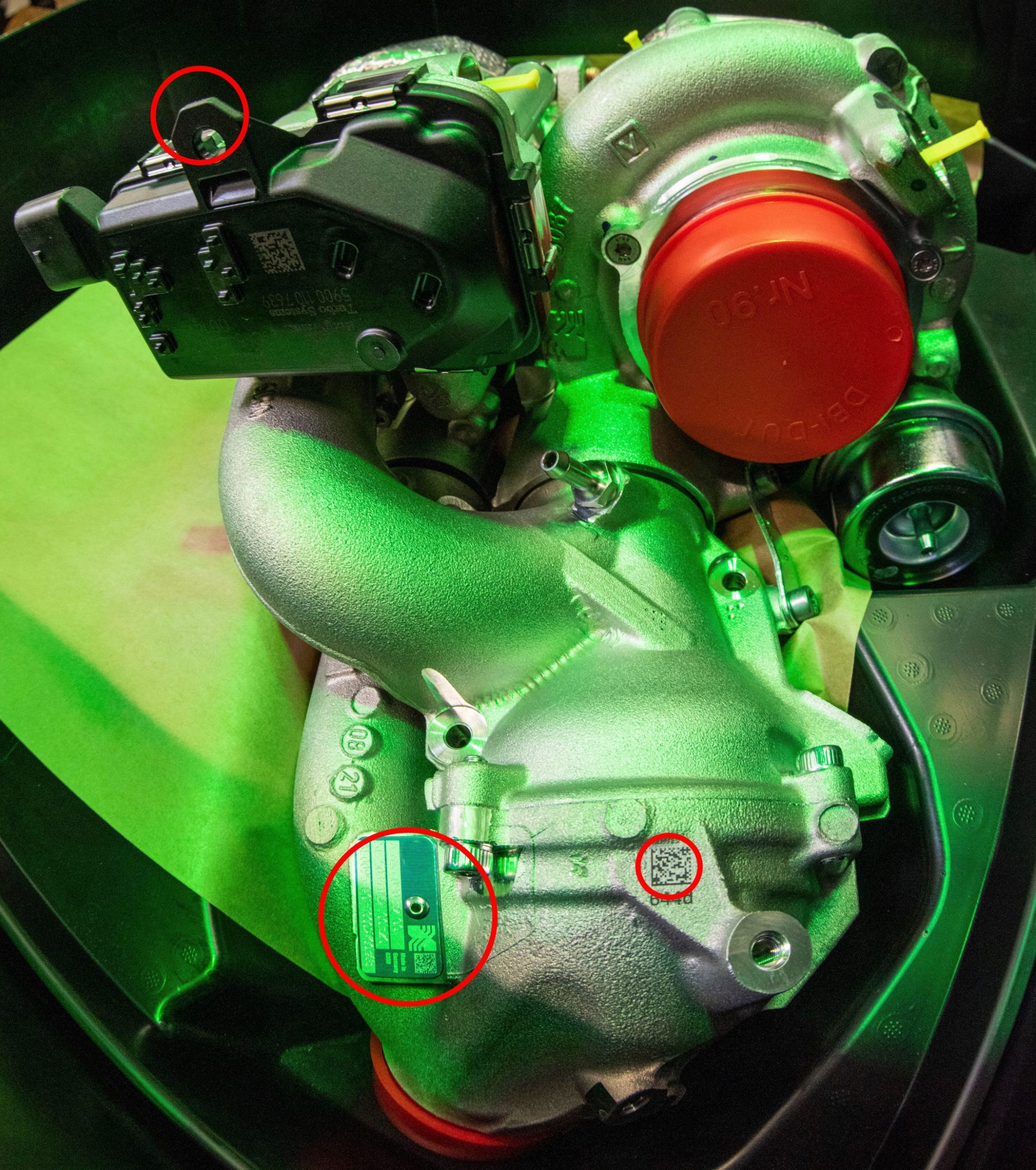 Prüfung von zwölf Merkmalen eines Turboaggregats