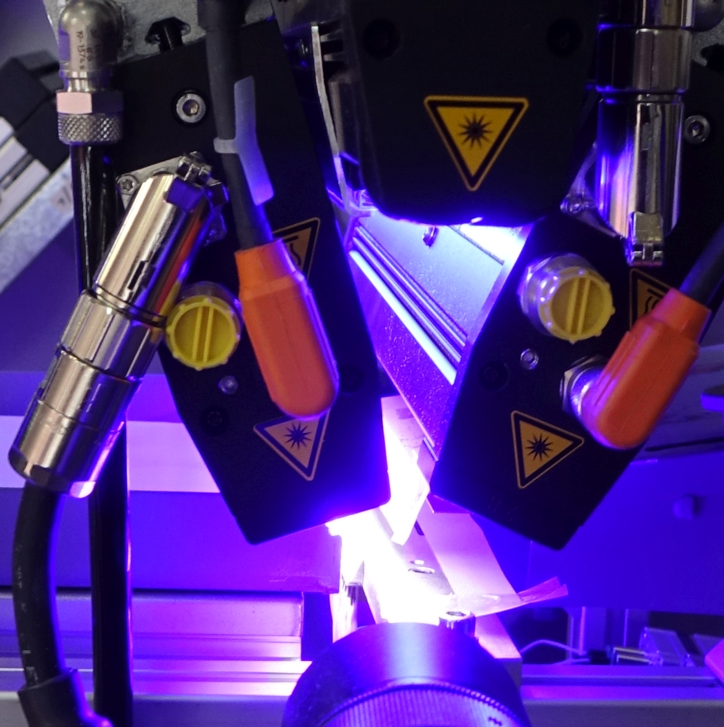 High-Speed-Sortierung mit KI und FPGA-Framegrabbern