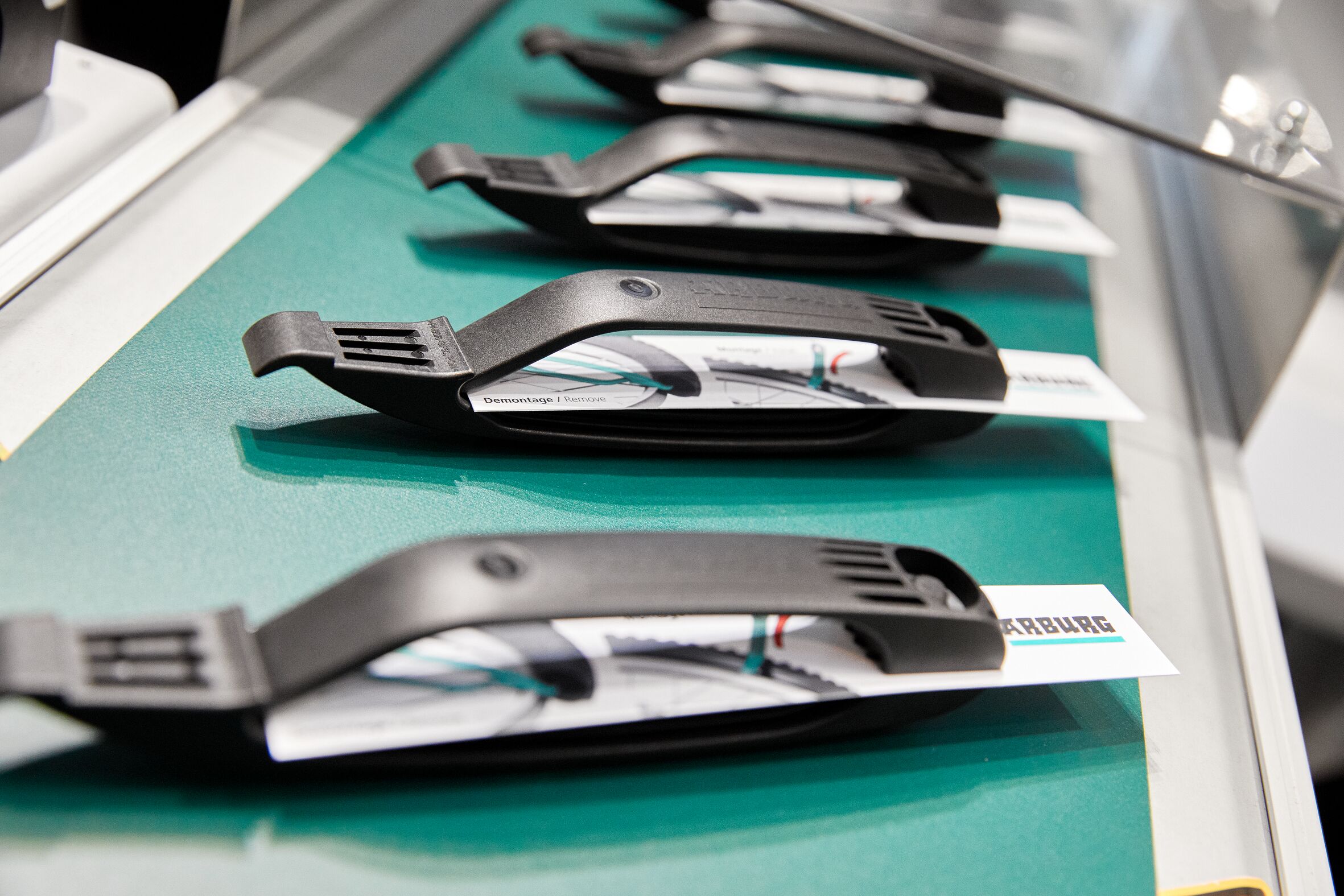 Tagless Traceability