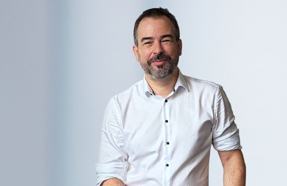 Dr Daniel Winters
