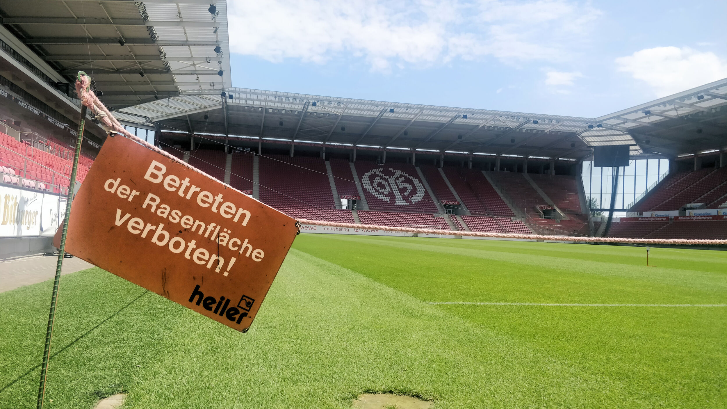 Multispectral AI cameras for turf maintenance