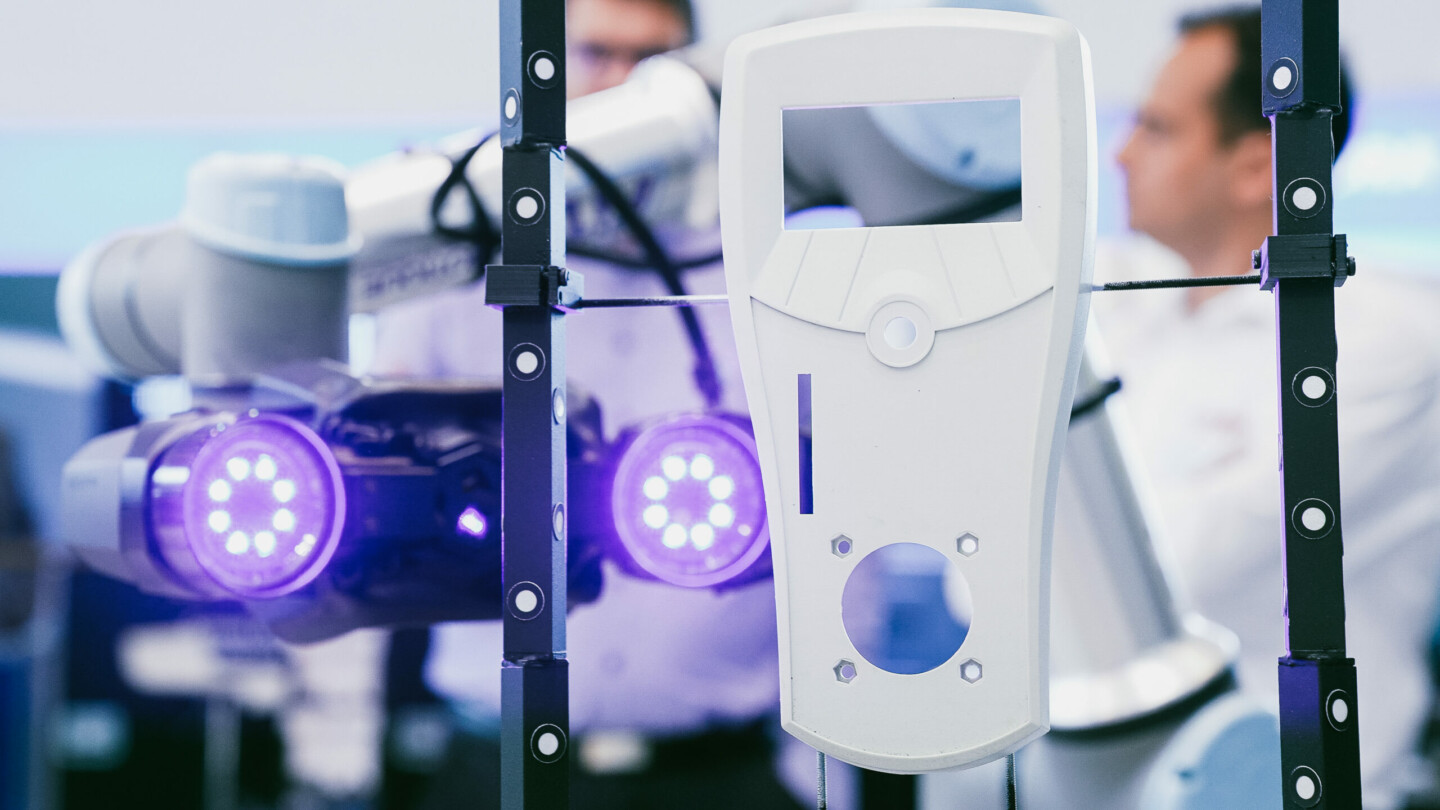 Wie jedes Jahr sind auf der Control in Stuttgart zahlreiche QS-Neuheiten zu Messtechnik und Bildverarbeitung zu entdecken.