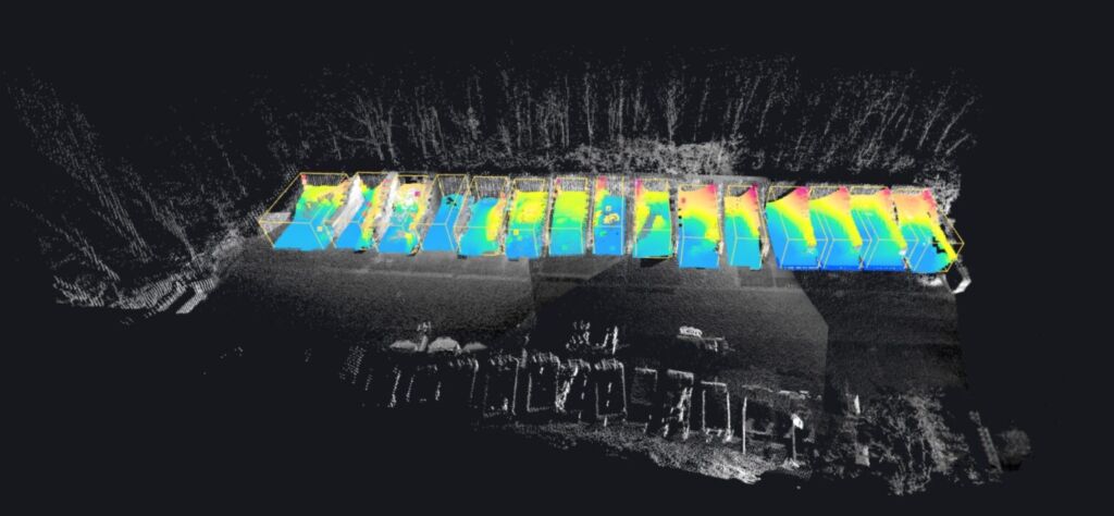 Five lidar sensors, together with 5G-enabled cameras, record the bunker levels in real time. The data is transmitted to a software solution via a 5G campus network and combined with the live camera images.