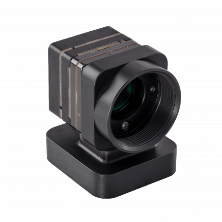 Mit Hlife von Quantum Dots lassen sich preisgünstige VIS-SWIR-Kameras herstellen, wie z.B. die Q.Cam von Quantum Solutions.