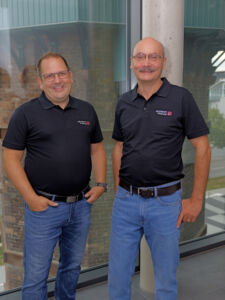 InVISION sprach mit Gründer & CTO Peter Schwider (r.) sowie Marco Reiter-Waßmann (l.), General Manager, über die letzten 25 Jahre von Photonfocus.