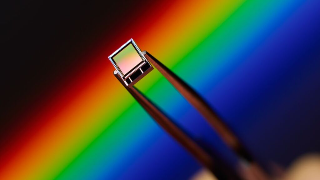 singular photonics