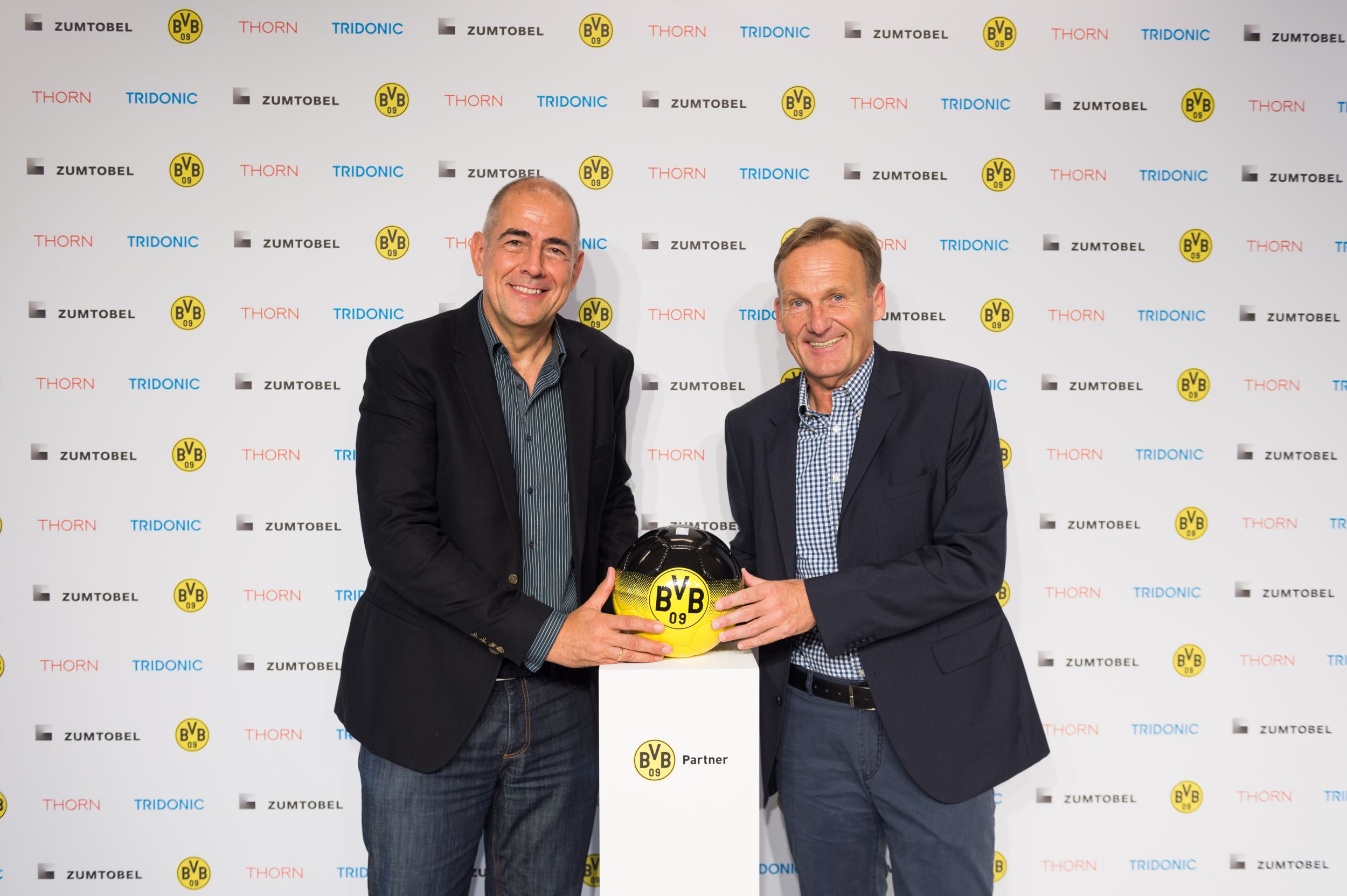 Zumtobel wird Partner von Borussia Dortmund 121415