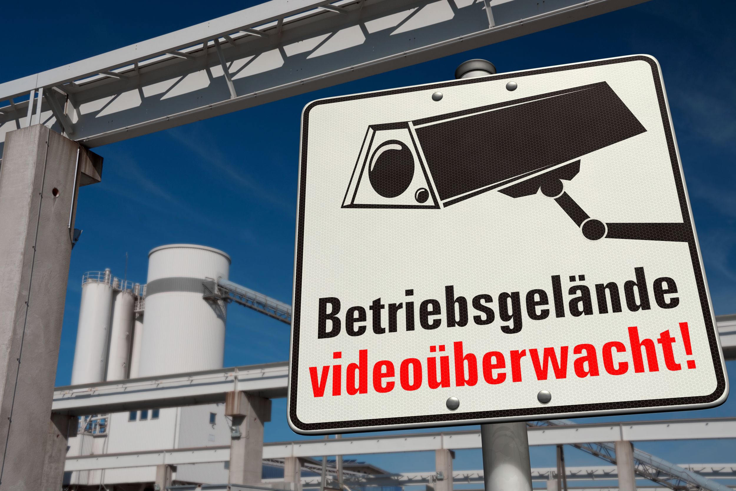 Outdoor-Sicherheit bei kritischen Infrastrukturen 228911