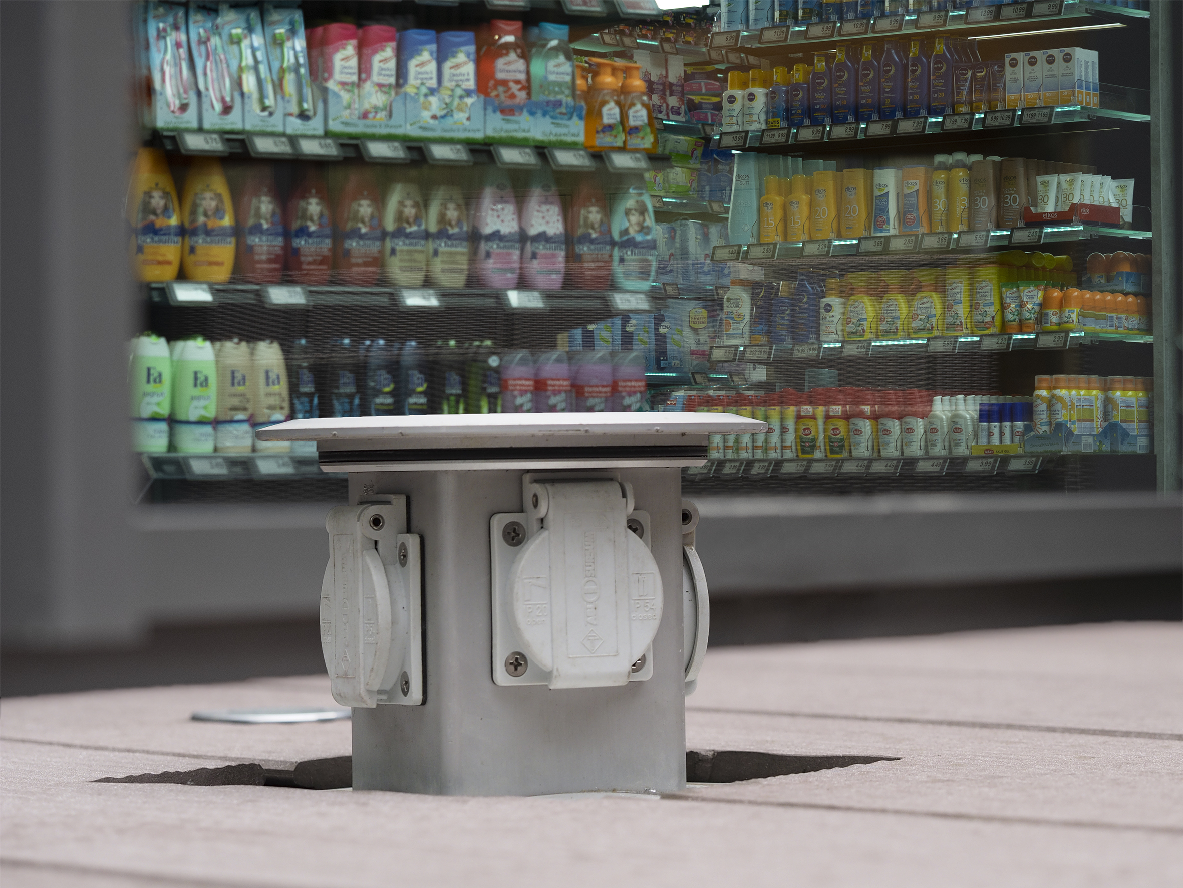 web 145968 GIFAS Masso1990B