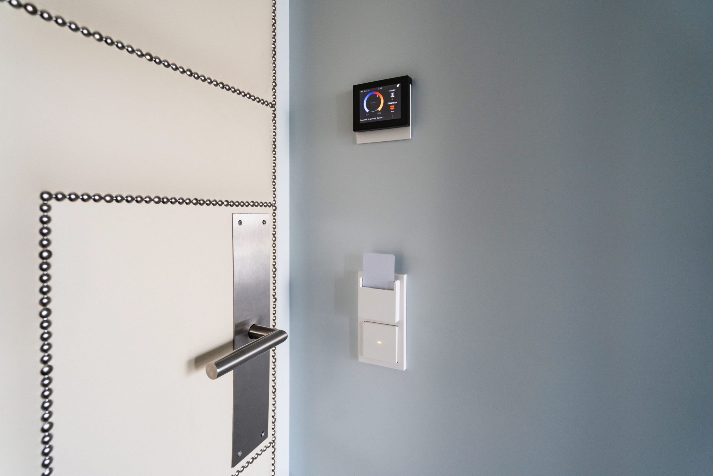 Elektroinstallation für mehr Komfort im Hotel