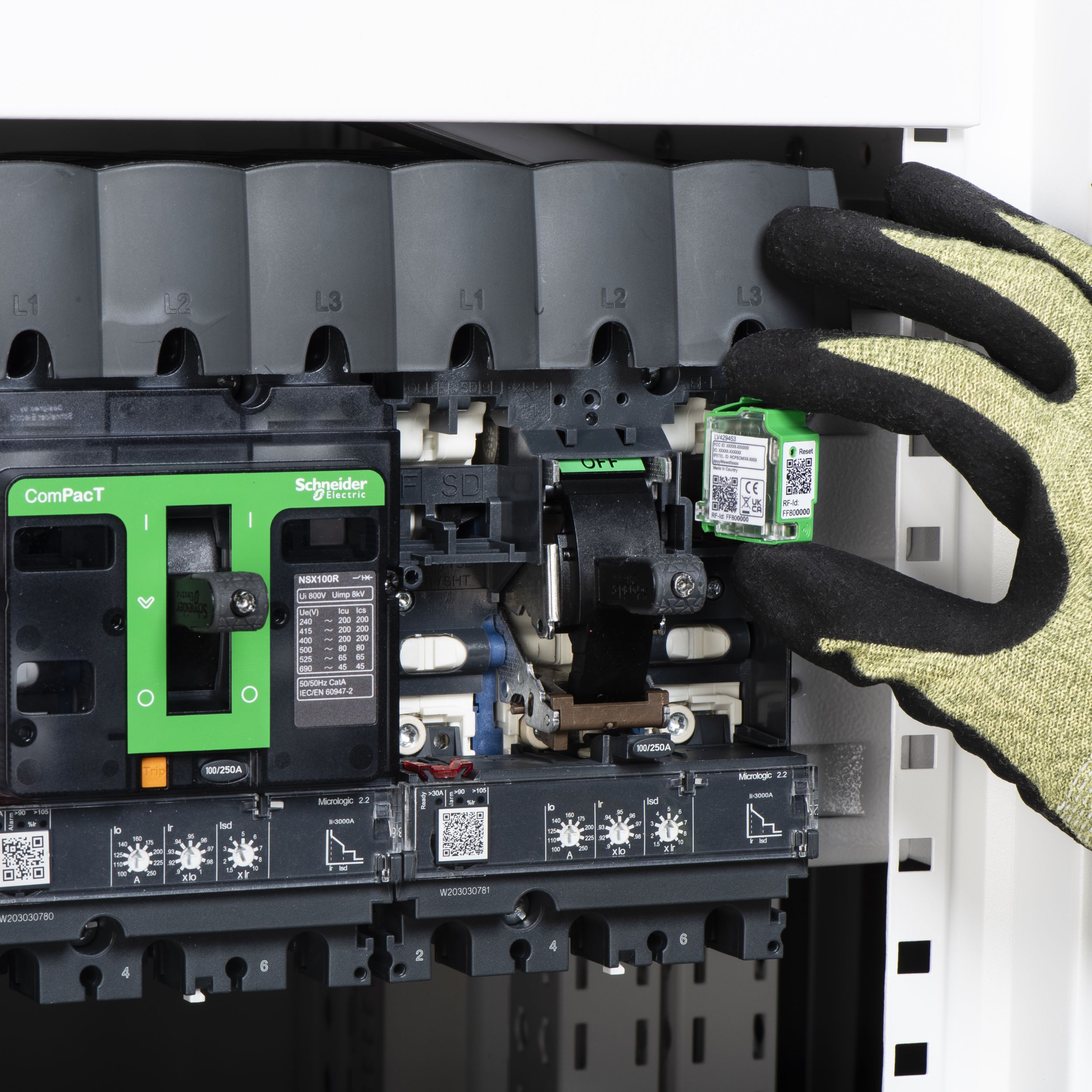 ComPacT – IoT-fähige Leistungsschalter