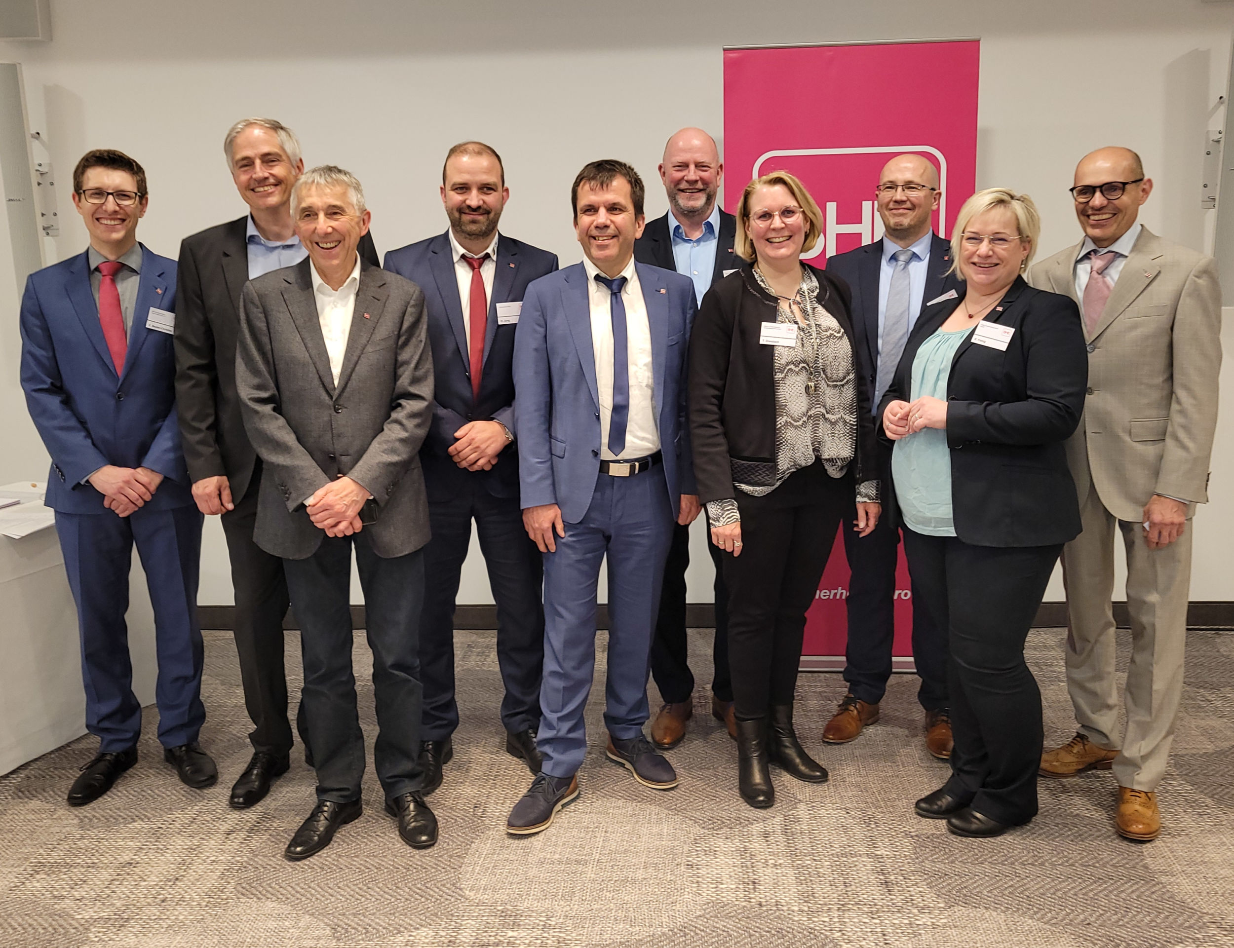 v.l.n.r.: Carl Becker-Christian, Stephan Holzem, Dr. Urban Brauer, Oliver Jung, Uwe Schmei&szlig;ner, Axel Schmidt, Tina Dreisbach, Sascha Puppel, Katrin Fiebig, Stefan Berger