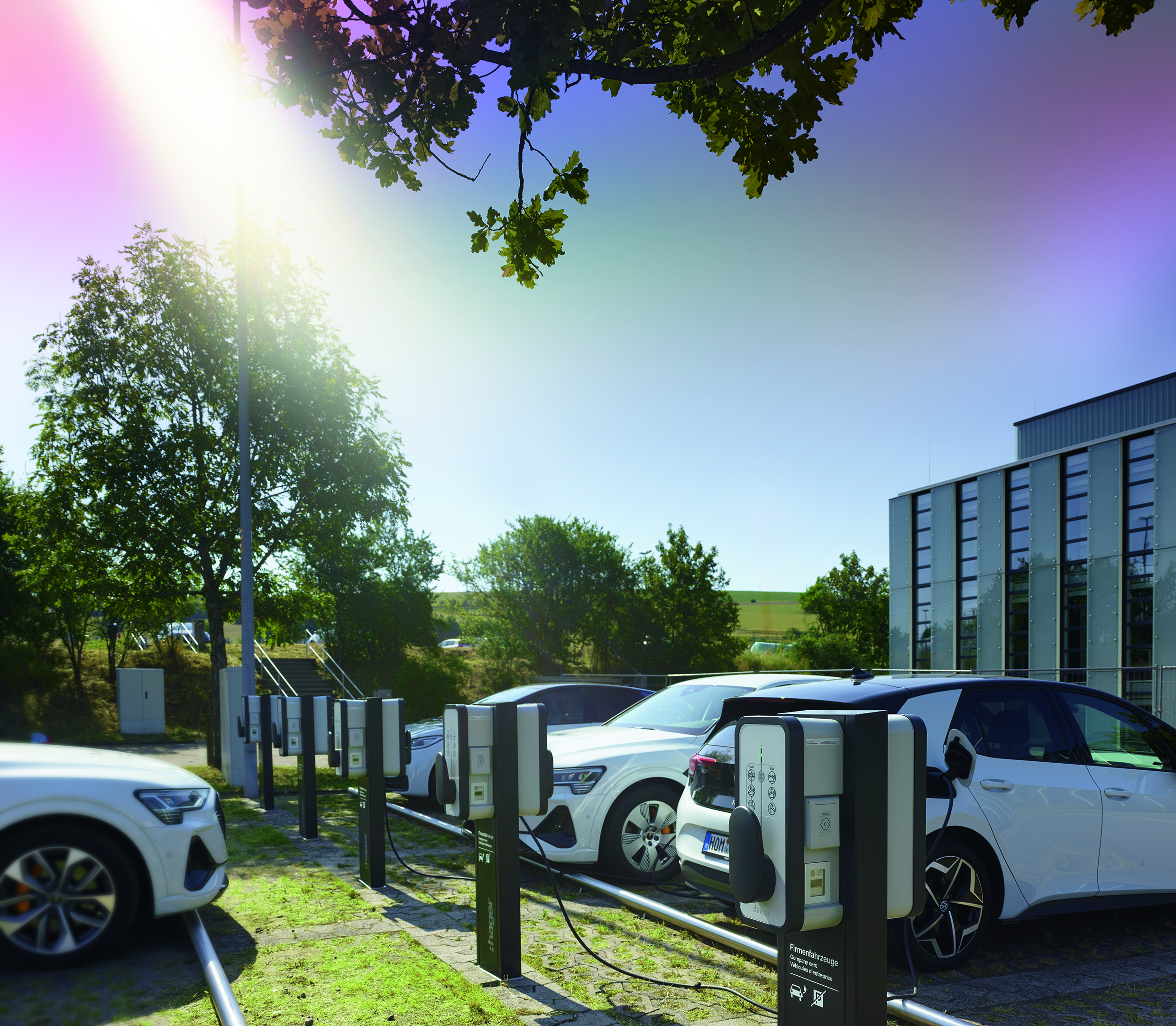Hager wird zertifizierter Hardware-Partner von Chargecloud