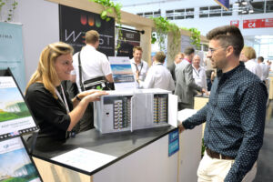 673df90c38a8ed042b218a22