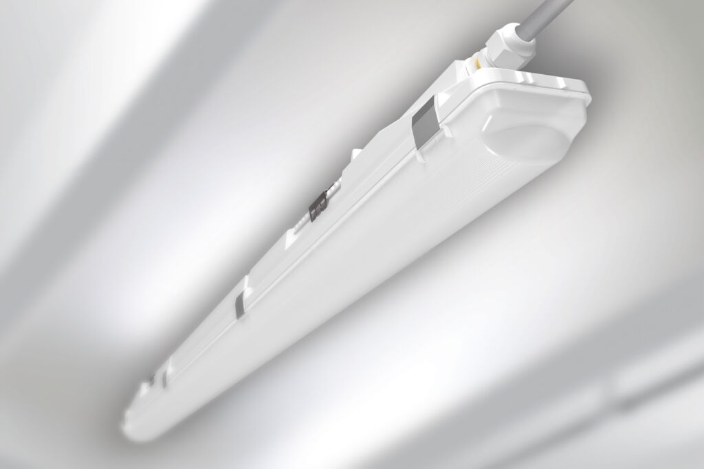 Feuchtraumleuchten der Serie Olivia-2 für DALI-2 oder On/Off verfügen optional über einen integrierten HF-Bewegungsmelder. Das Bilden von zu steuernden Gruppen erfolgt mithilfe der integrierten Durchverdrahtung mit
5 x 2,5mm² und Steckklemmen
auf den Seiten.