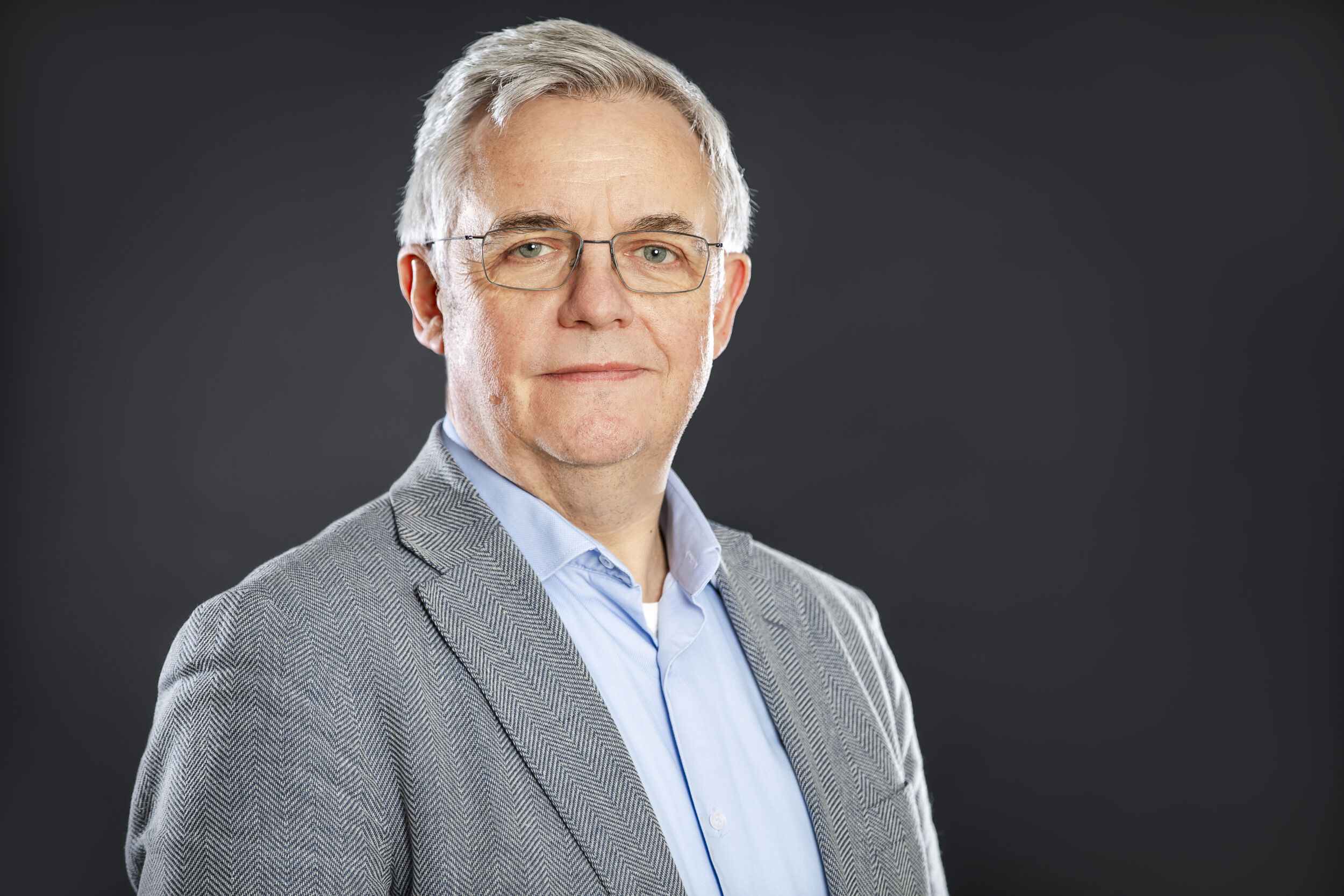 Mike Hughes neuer Zone President für Schneider Electric DACH