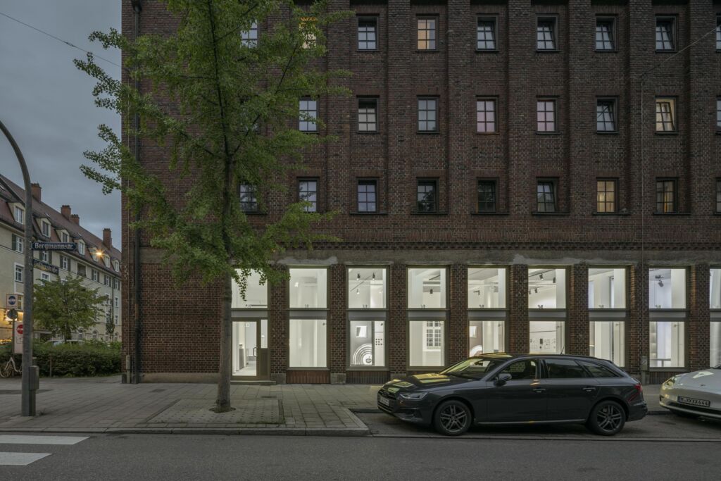 Showroom JUNG x ERCO Muenchen 1