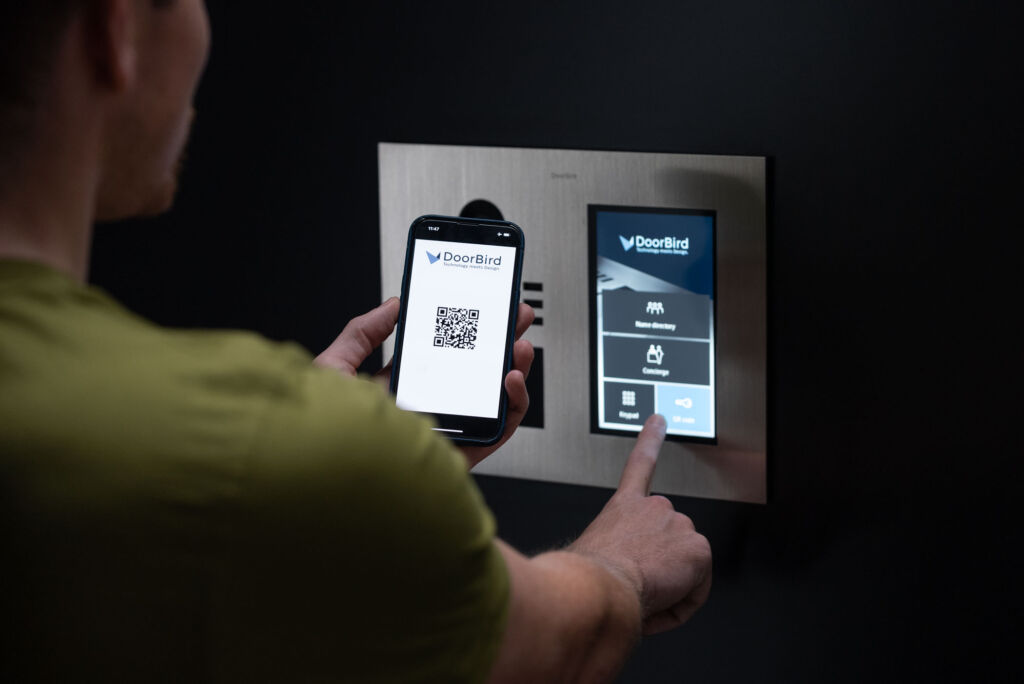 D31 von DoorBird: Einlass per QR-Code.