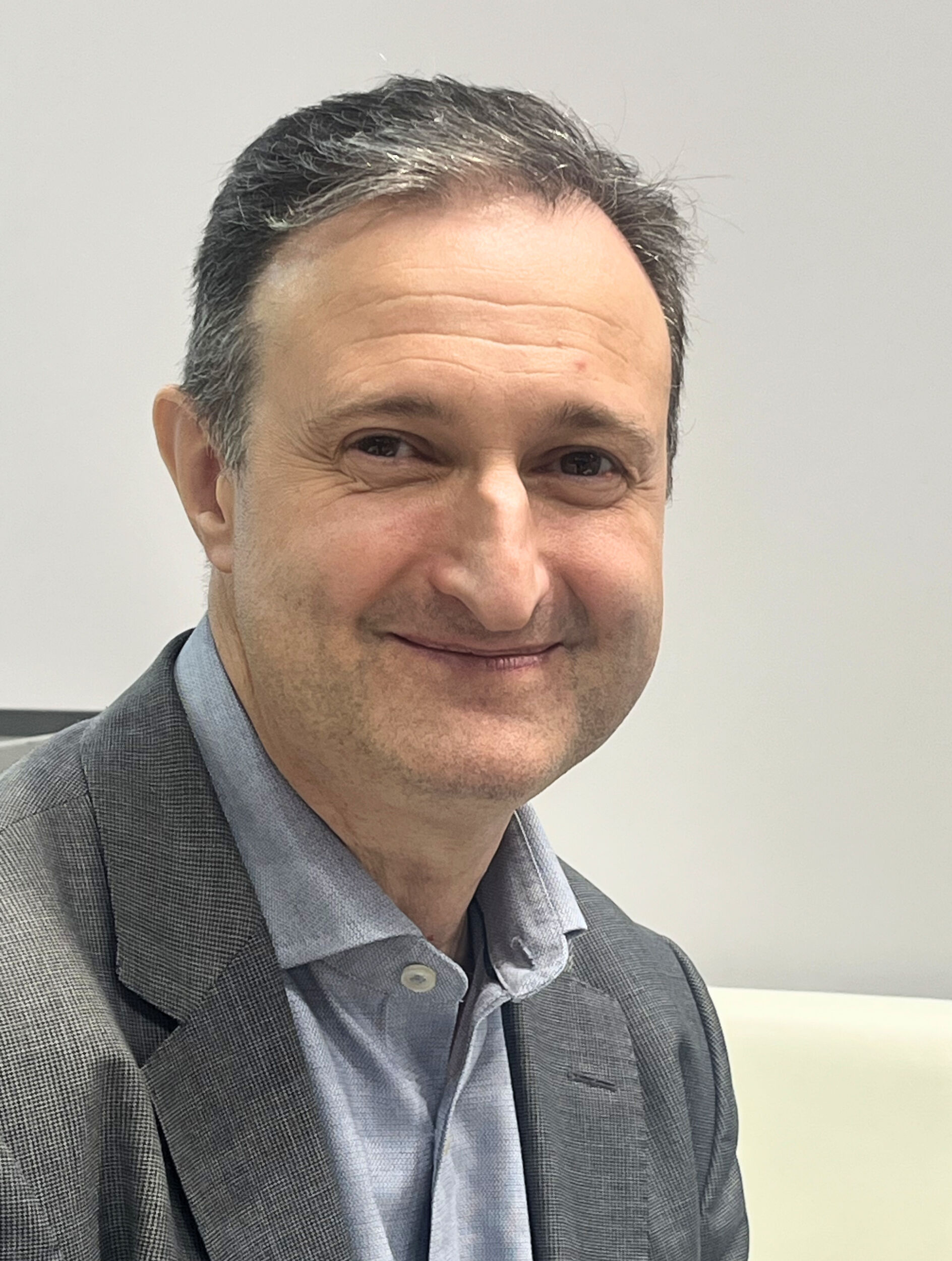 Paul Drosihn, Geschäftsführer der DALI Alliance: „DALI 27 bringt Experten aus den gesamten Wertschöpfungsketten der Bereiche Beleuchtung, Smart Buildings und Smart Cities zusammen, um die interoperable digitale Lichtsteuerung voranzutreiben.“