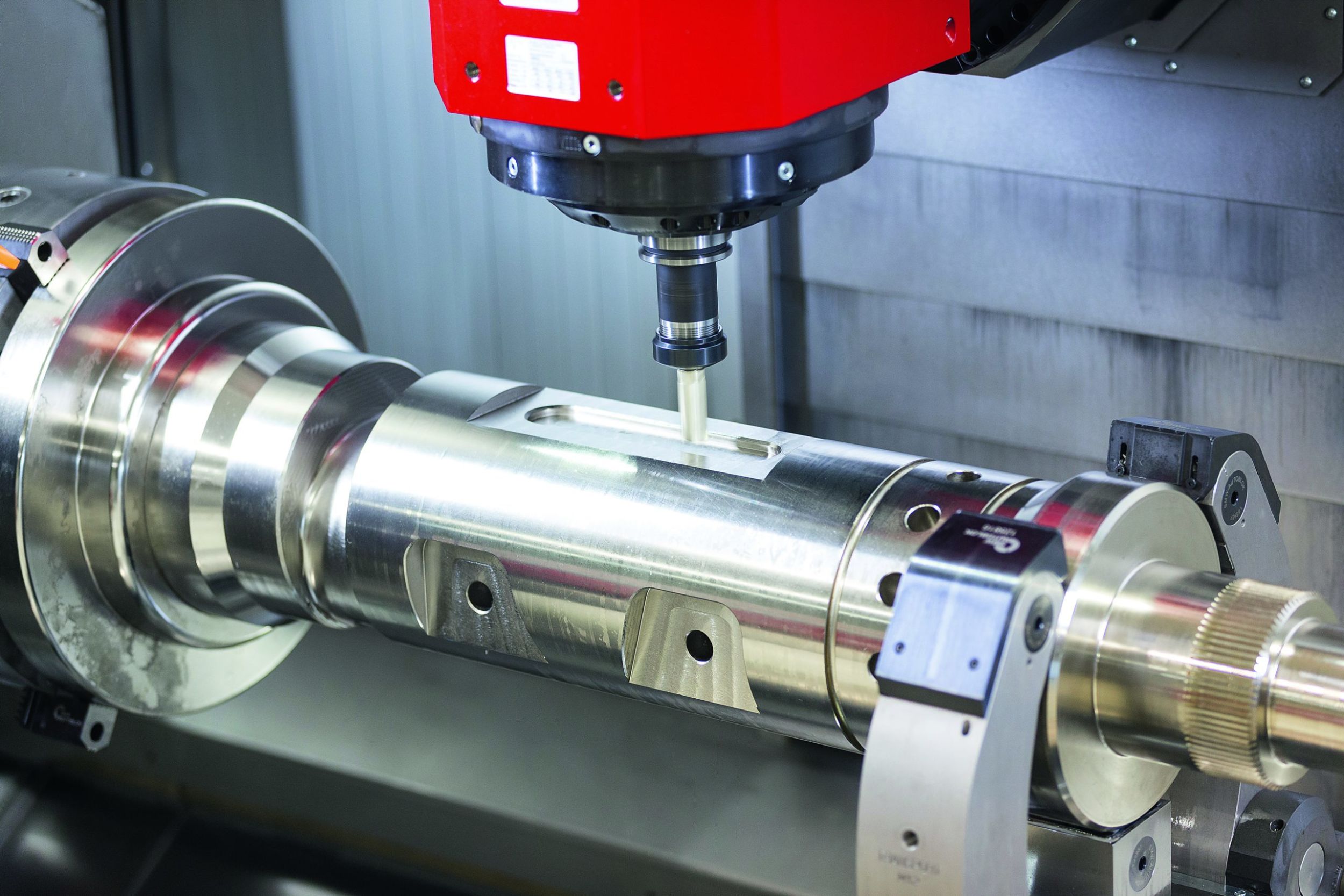 Anspruchsvolles Taschenfräsen auf einer Emco-Bearbeitungsmaschine: Auf der Metav digital erhalten Interessierte umfangreiches Expertenwissen zu Zerspanungsprozessen und Werkzeugmaschinen.