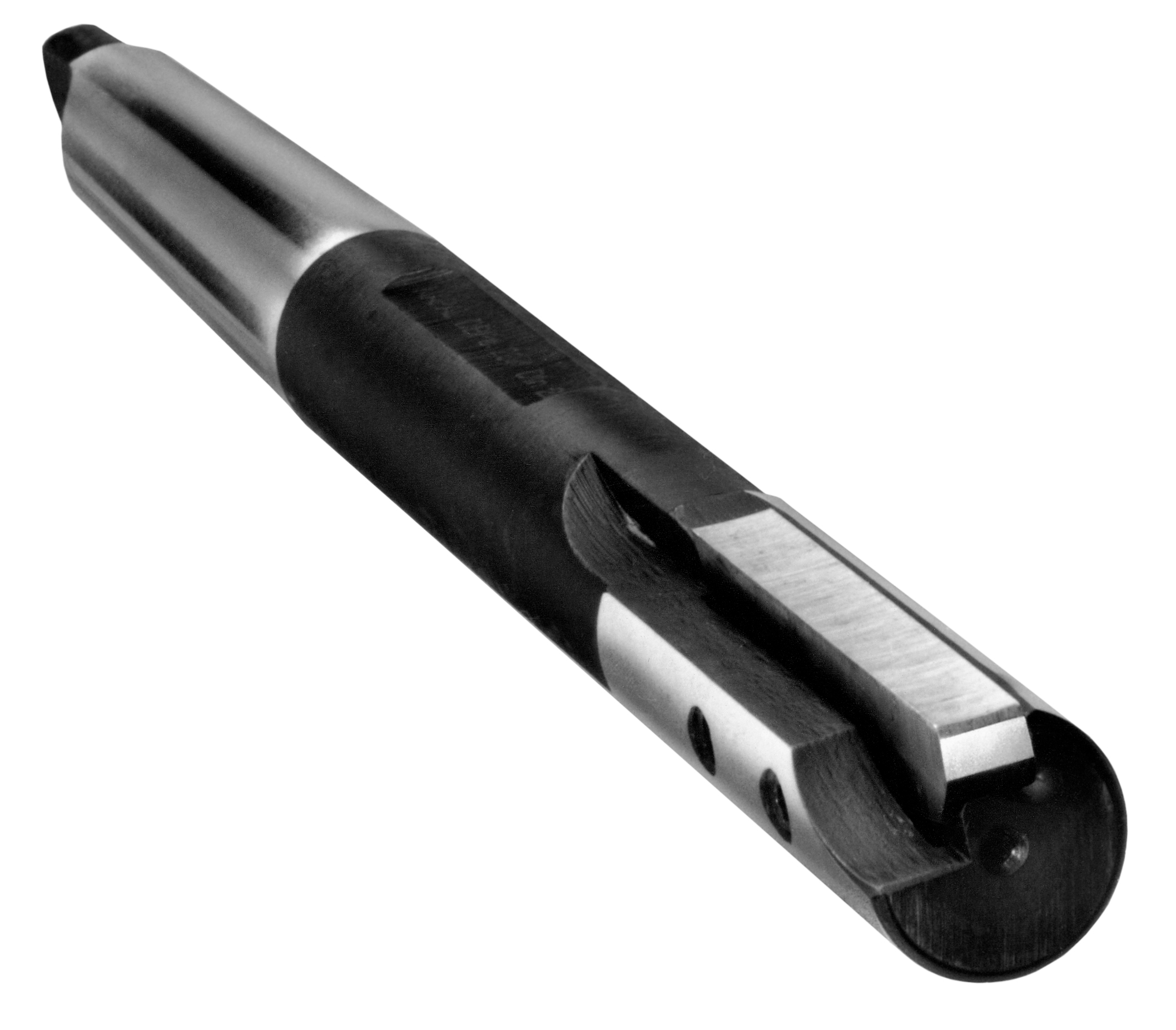 Urreibahle - die erste Mapal Innovation: Mit dem Prinzip einer Reibahle mit in einem Schlitz geklemmten und feinfühlig einstellbaren Messer beginnt eine Serie bahnbrechender Entwicklungen auf dem Gebiet der Bohrungsbearbeitung.