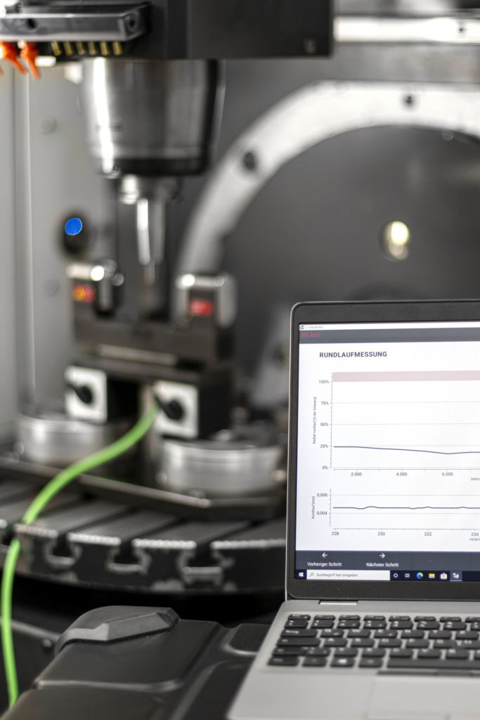 Der Anbieter aus Schorndorf bei Stuttgart nutzt zur mobilen Spindelüberwachung Portable SpindleControl (PSC) von Blum-Novotest – ein hochpräzises tragbares System zur flexiblen Prüfung und Überwachung von Motorspindeln in Werkzeugmaschinen.