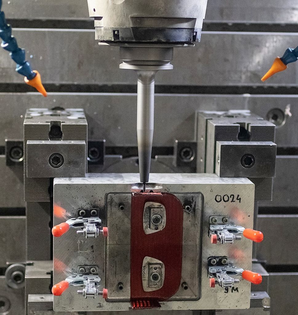 Die leistungsf&auml;hige MonsterMill-Serie des Werkzeugspezialisten Ceratizit kommt bei Piekenbrink Composites in den Gr&ouml;&szlig;en von 1, 3 und 6mm zum Einsatz.