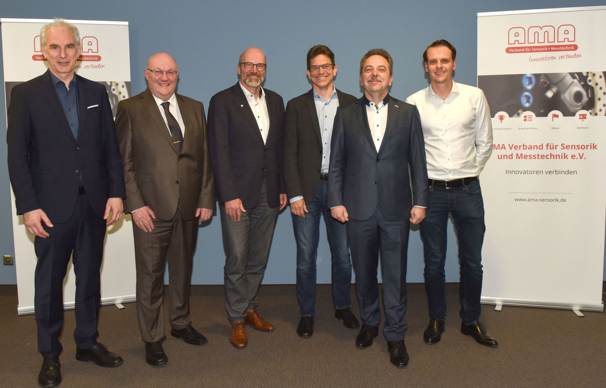 v.l.n.r.: C. Thomas Simmons, Rolf Slatter, Christoph Kleye, Stefan Zimmermann, Peter Krause, David Steinebach