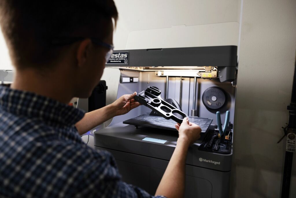 Bei der &sbquo;Fertigung auf Abruf&lsquo; werden Produkte nur nach Bedarf oder in der ben&ouml;tigten Menge hergestellt. 