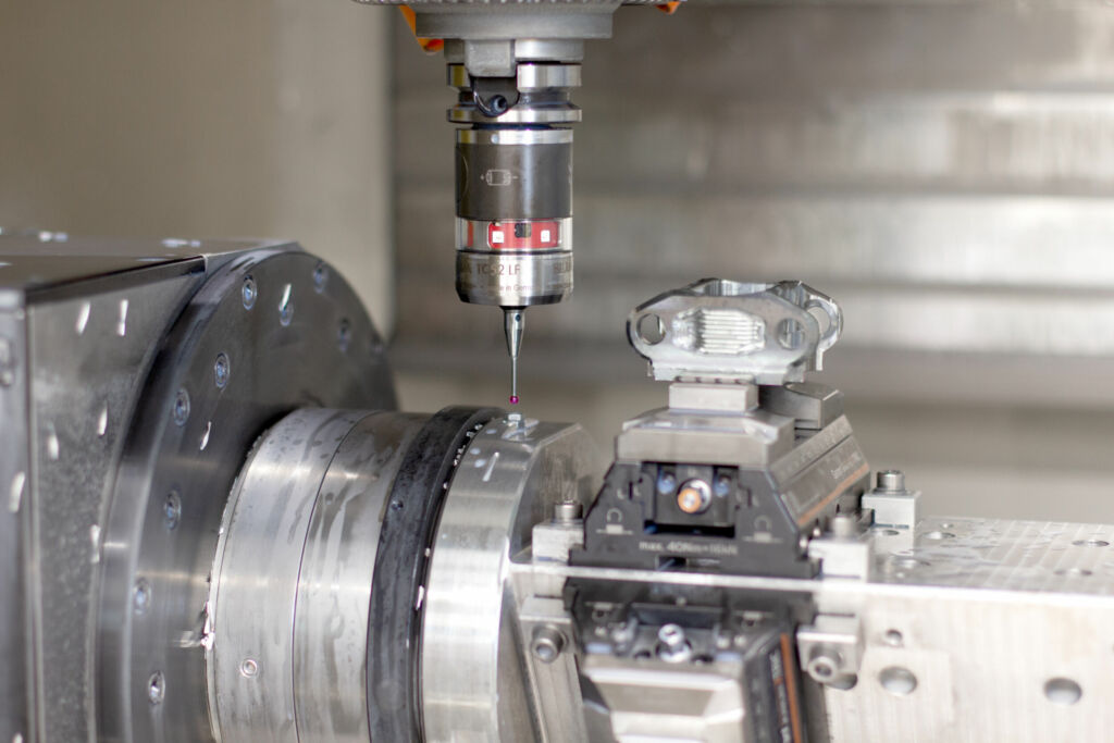 Beide Robodrill-Maschinen sind jeweils mit einem Messtaster vom Typ TC52 LF von Blum ausgestattet.