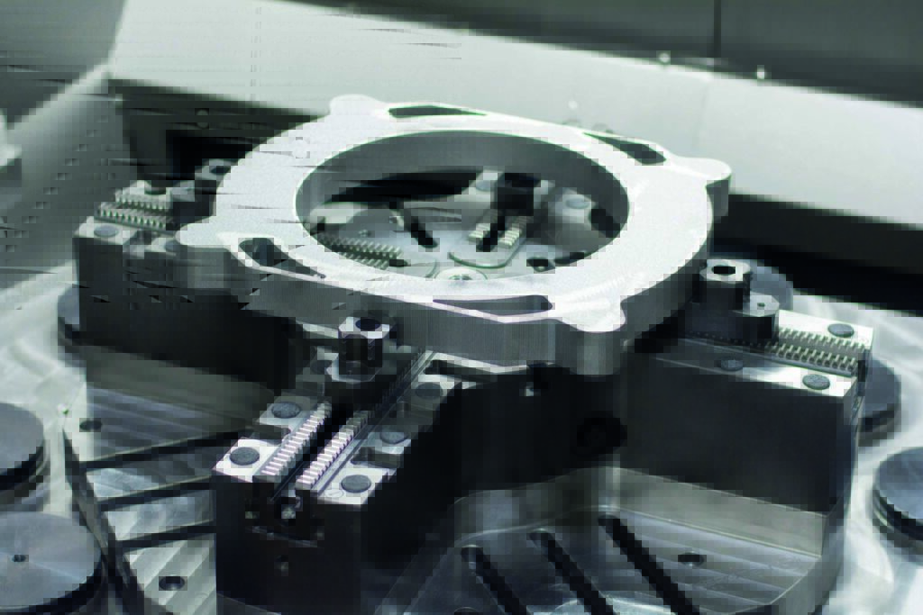 Im Inoflex VL070 gespanntes Rohteil eines Pressrings für einen Elektromotor.