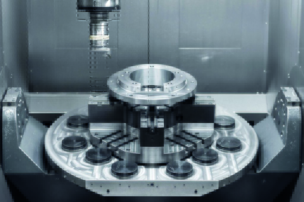 Auf einer Alzmetall GS1400 im 4-Backenfutter gespannter bearbeiteter Lagerflansch