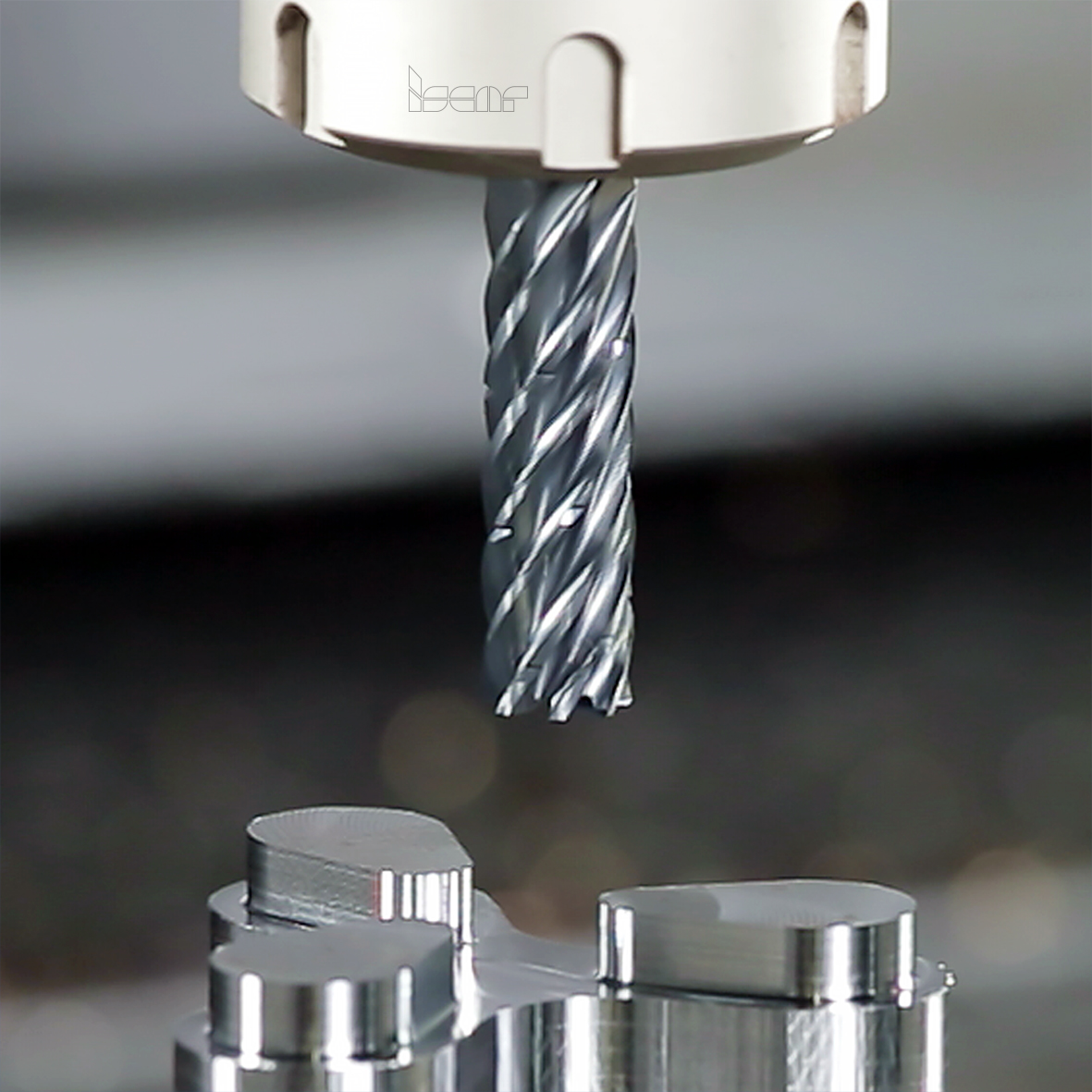 Vollhartmetallfräser für tiefe Kavitäten