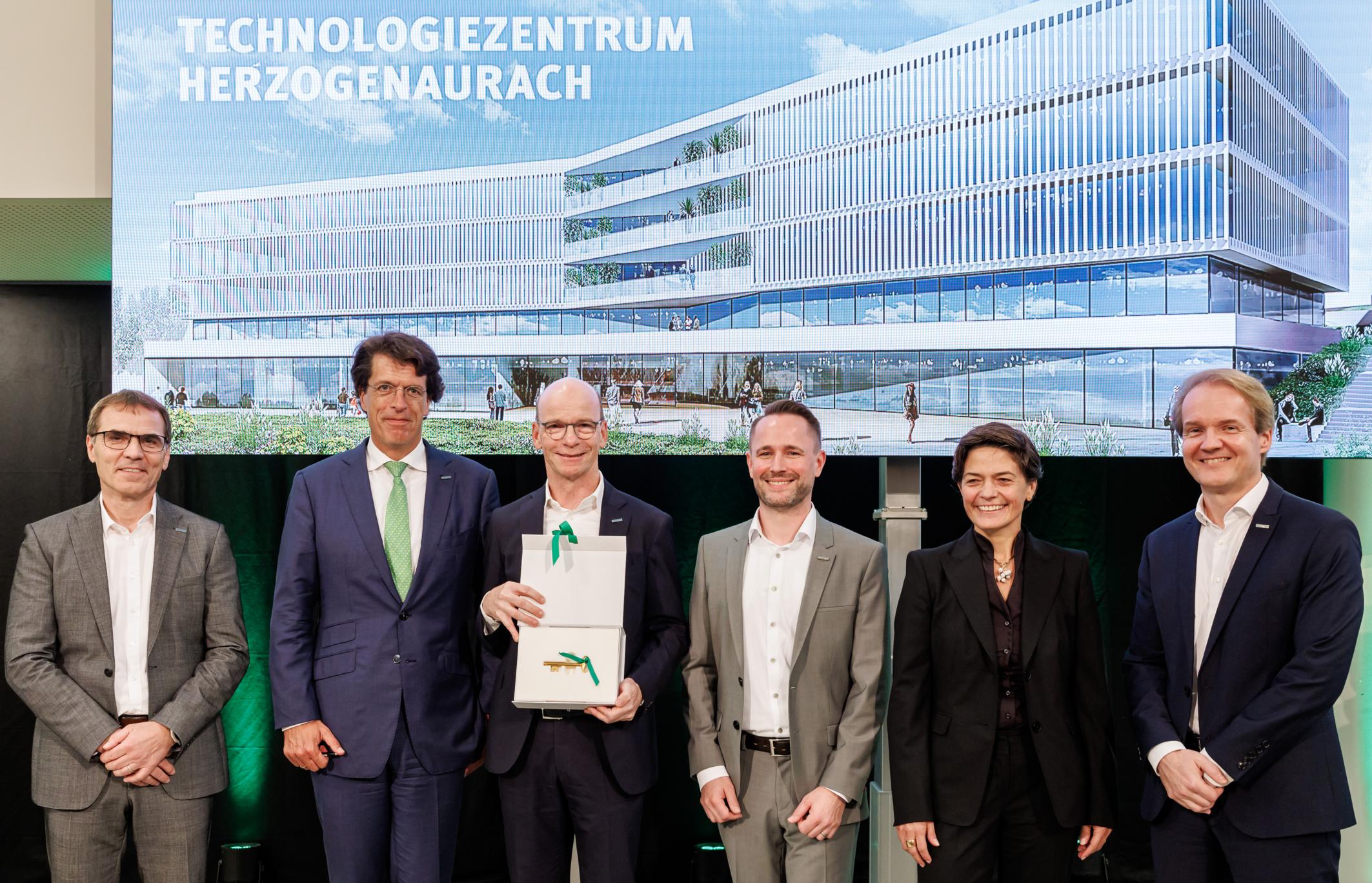 Technologiezentrum eröffnet