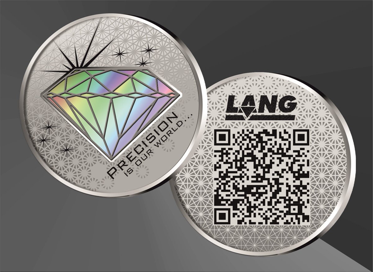 Graviermaschine mit Femtosekunden-Laser Diamond_meets_QR