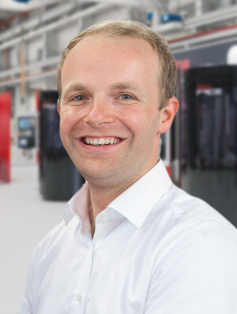 Autor: Thomas Harter, verantwortlich für Produkt und Technologie bei Supfina Grieshaber mit über 20 Jahren Berufserfahrung im Bereich Superfinish und Wälzlagerfertigung: "Unsere RacePro 4000 bedeutet einen entscheidenden Entwicklungsschub beim Superfinish-Verfahren für Windkrafthauptlager."