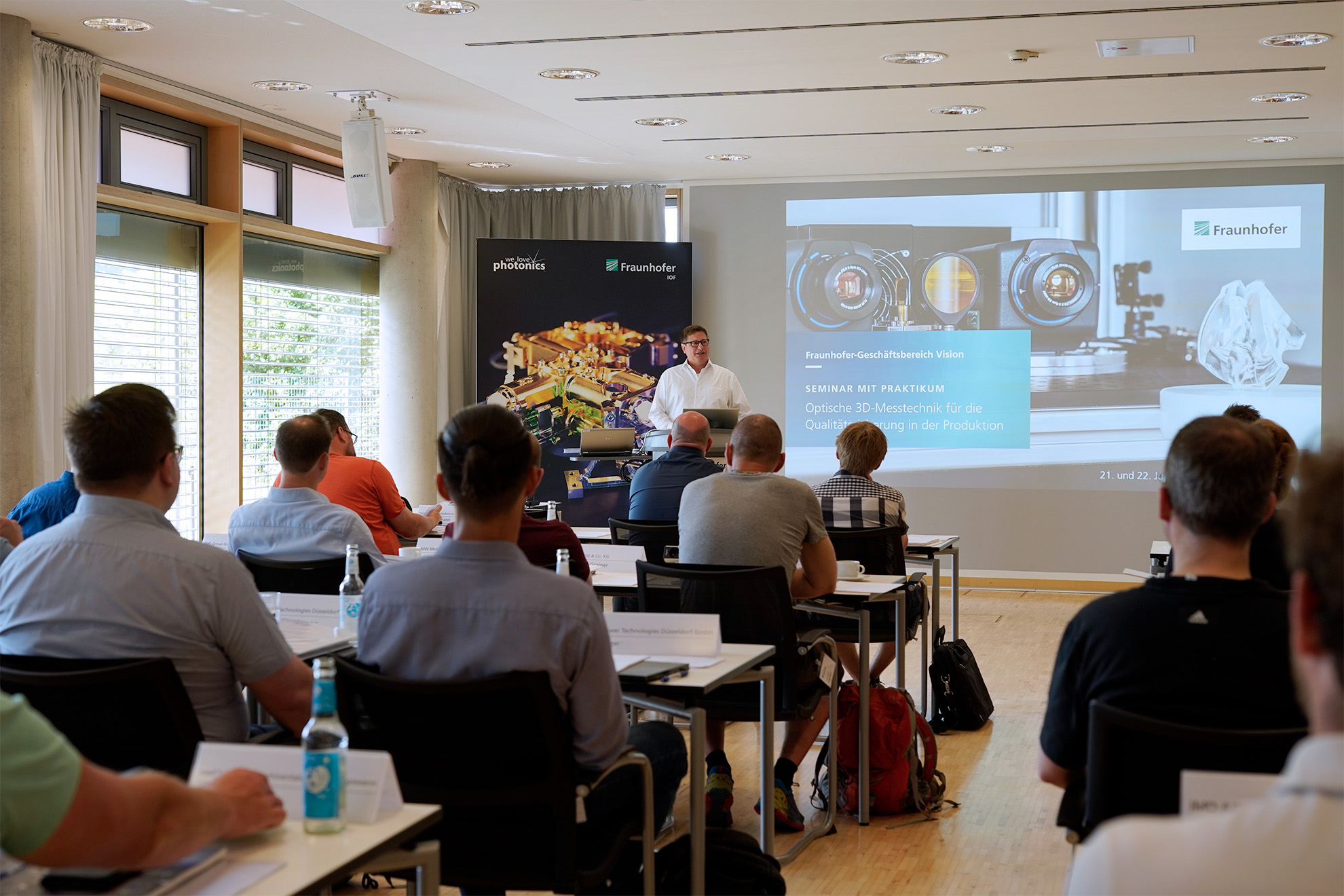 Fachmesse Control 2025 in Stuttgart