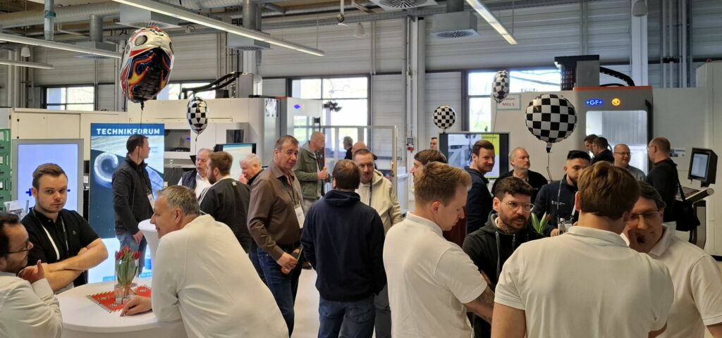 Volle H&uuml;tte: Das Technikforum 2025 in Schorndorf z&auml;hlte dieses Jahr an jedem der zwei Tage mehr als 200 Teilnehmer.